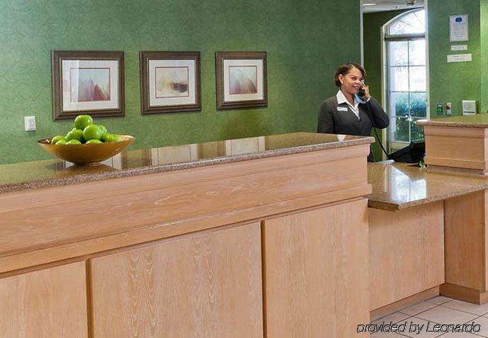 Fairfield Inn And Suites By Marriott Клируотер Интерьер фото